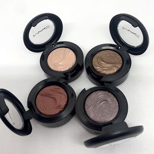 MAC Extra Dimension Eye Shadow set